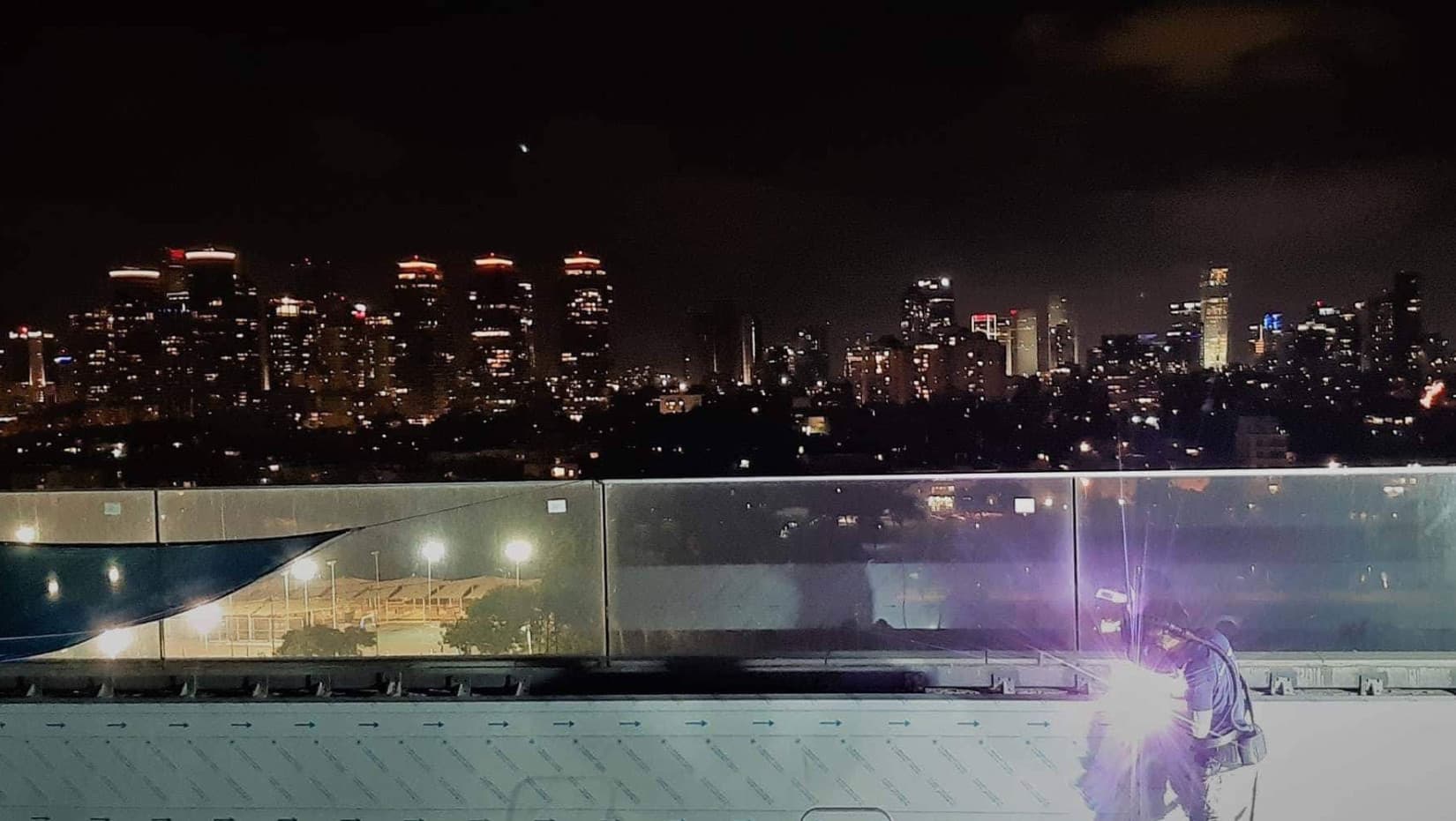 Roof top stainless steel swimming pool installation