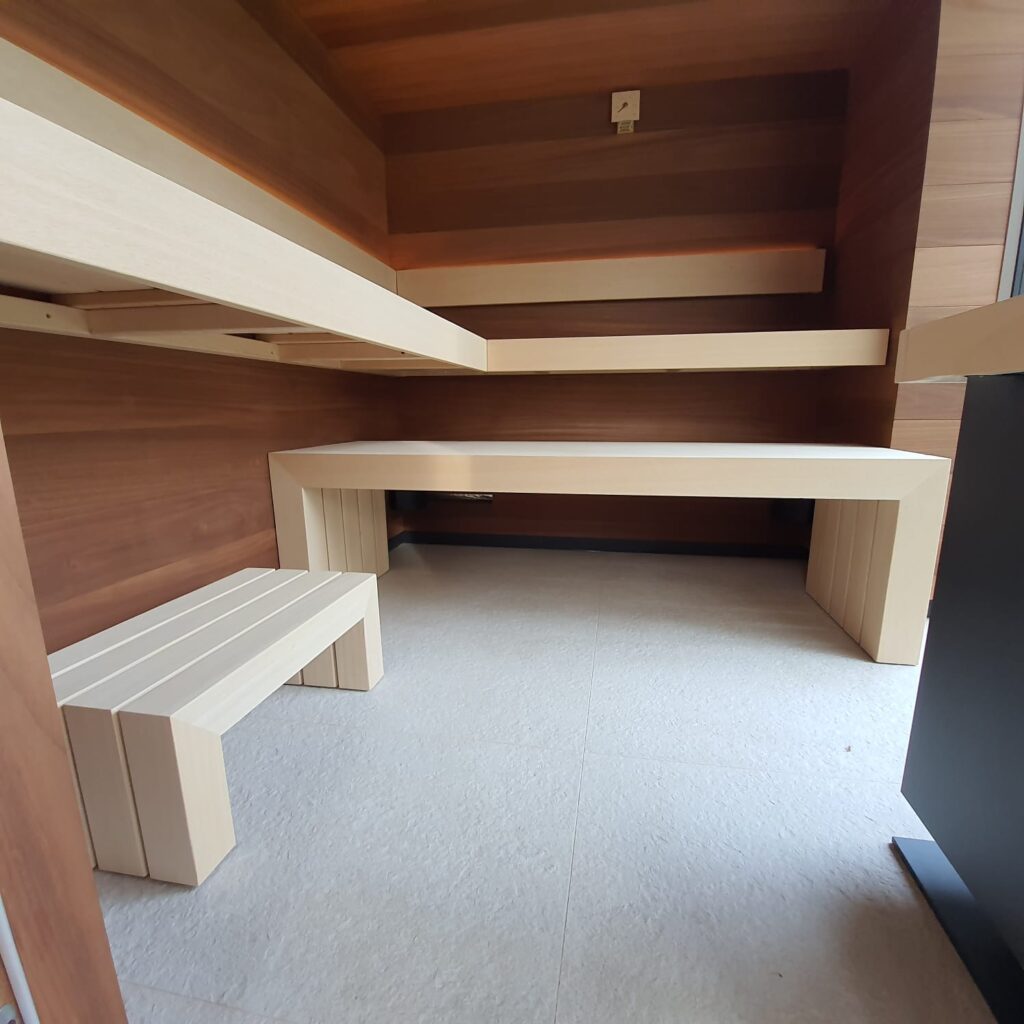 Design sauna TAO louges without visual supporting constructions