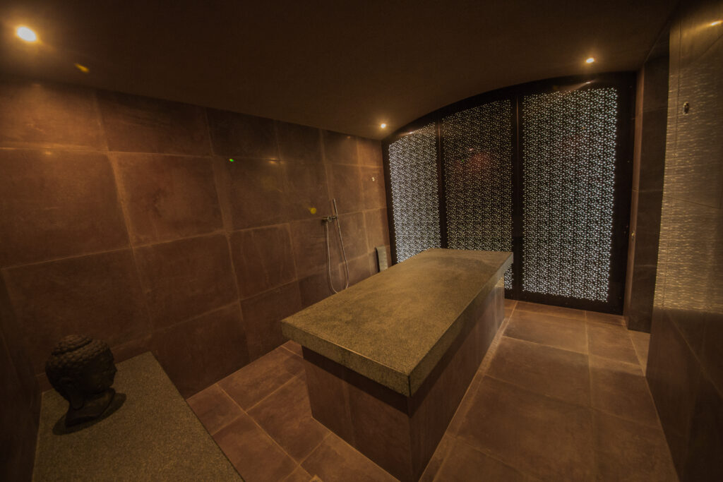 Hammam wellness procedure by AQUAMARINE SPA