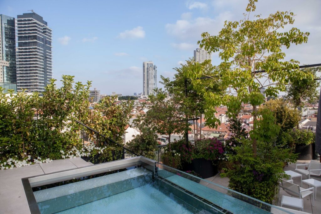 Luxury combination of stainless steel and glass