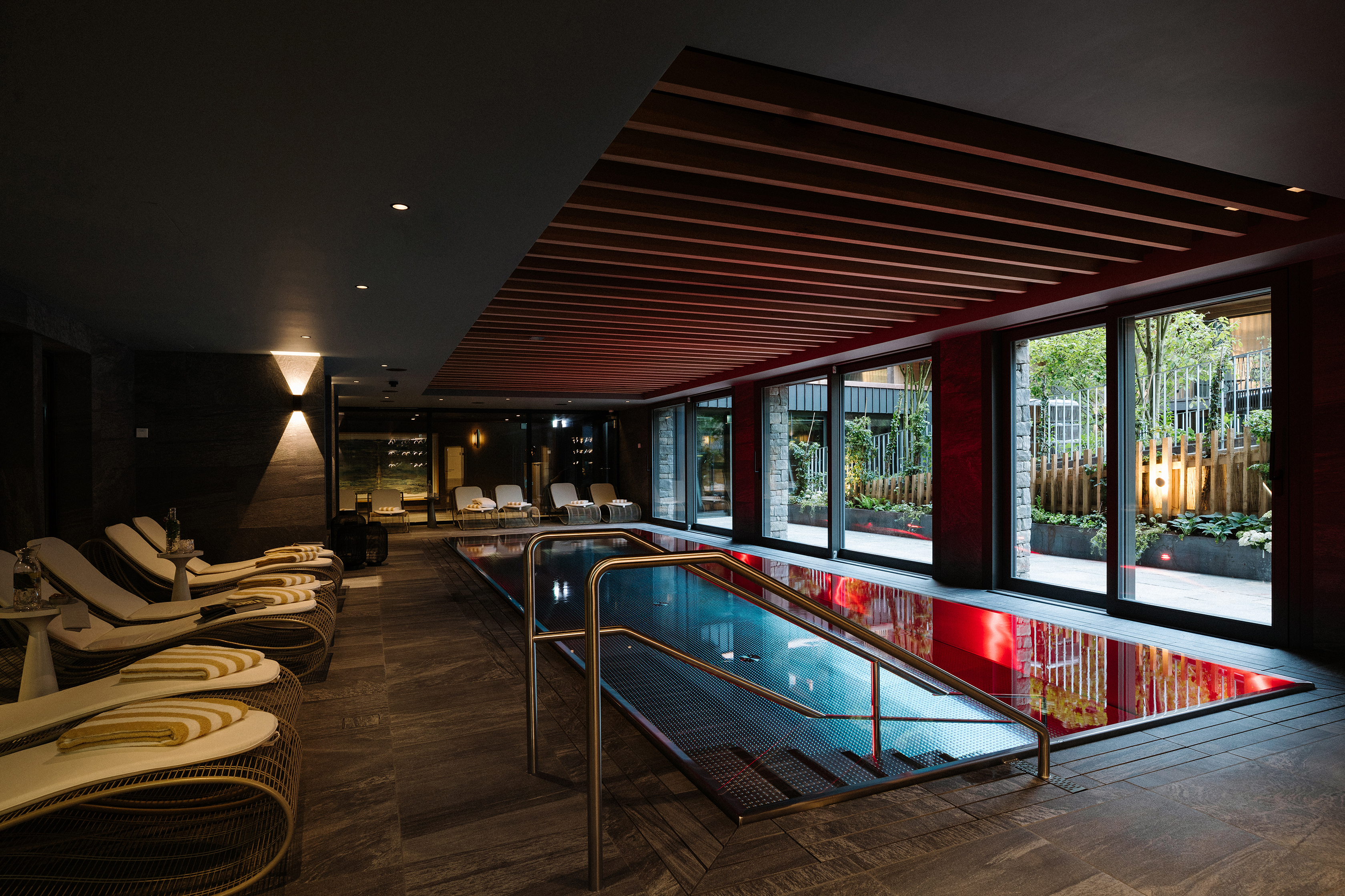 public stainless steel pool imaginox